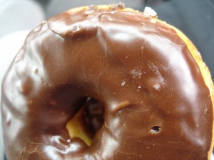 Carlson's Donuts & Thai Kitchen: Enjoy a Unique Combination Near Mariner Bay & Crosswinds